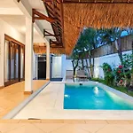 Villa Bidadari - 2Br Tropical Seminyak