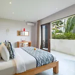 Villa Nikaia By Villa Finder