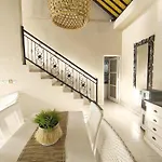 Cute 2Br Villa In The Heart Of Seminyak