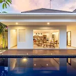 Arts Biyu Villa Two-Bedroom With Private Pool Kuta