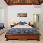 4 Bedroom Family Villa With Pool