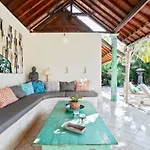 Villa Aisis Seminyak