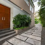 Beautiful Modern Villa In The Heart Of Seminyak