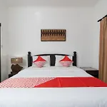 Super Oyo 2417 Panen House