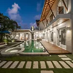 Luxury Villa Juno Seminyak