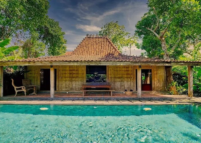 Wahyu Wonderful Private Honeymoon Joglo