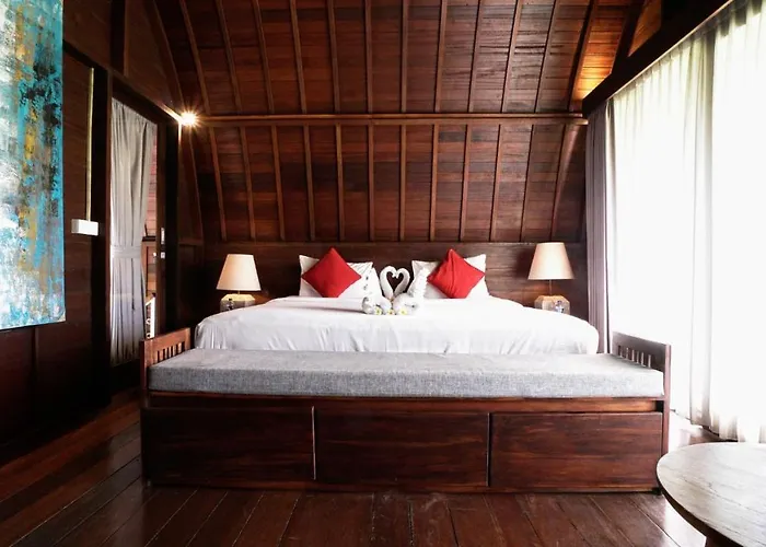 The Lumbung Wood Villa