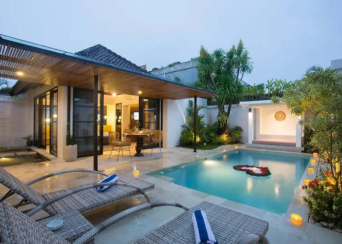 The Kon\'S Villa Bali Seminyak