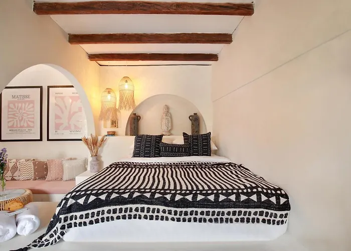 Seminyak Beach Bungalow Studio Villa 1 With Private Pool Sbb1