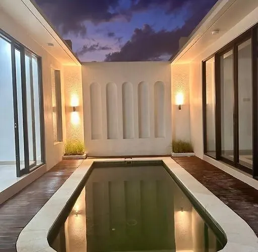 New Elegant Seminyak Queen Villa Bali