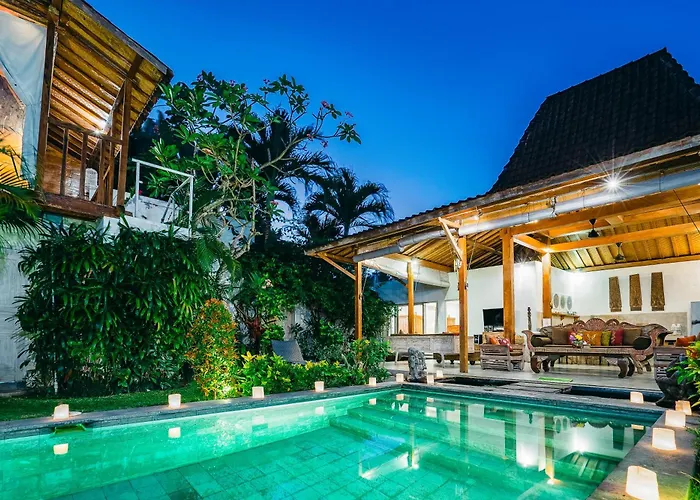 Villa Niri - Beautiful 4Br Teak Joglo Villa In Oberoi Seminyak, A Tranquil Retreat
