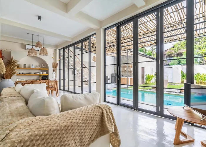 Villa Apollo - 4Br Private Villa In Seminyak