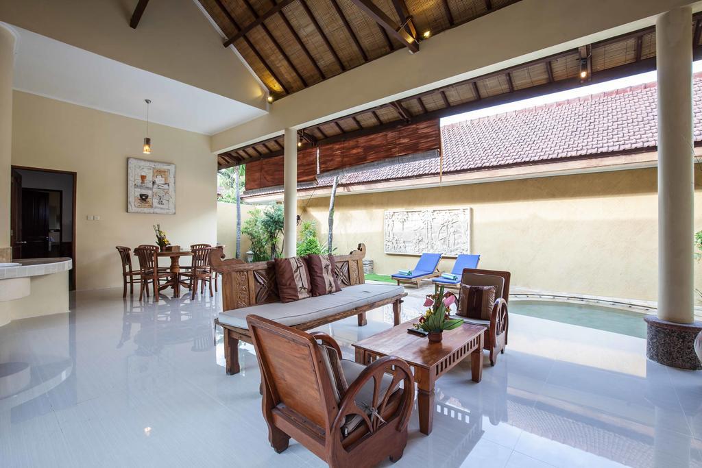 Putri Bali * Seminyak