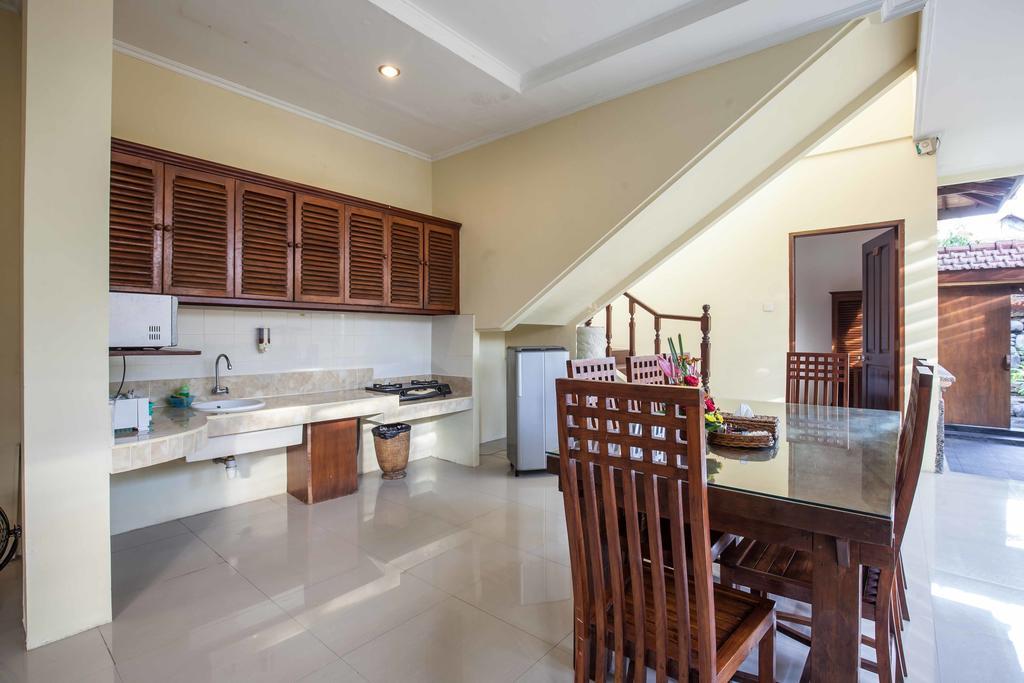 Putri Bali Seminyak