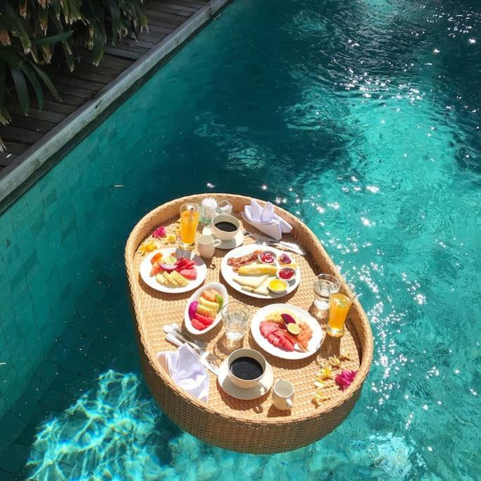Villa Wahyu Wonderful Private Honeymoon Joglo *