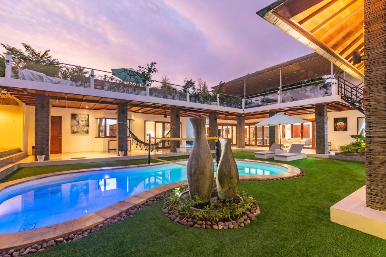 Villa 5 Bedroom Sultan Luxury Entertainment And Relaxation