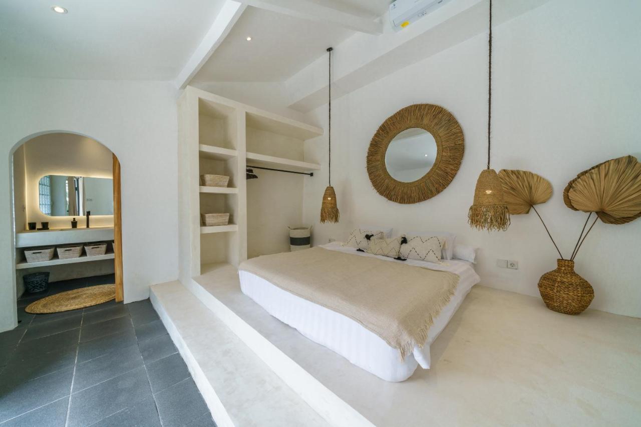 Villa Mana 888 - Cozy Tropical 4br In Seminyak!