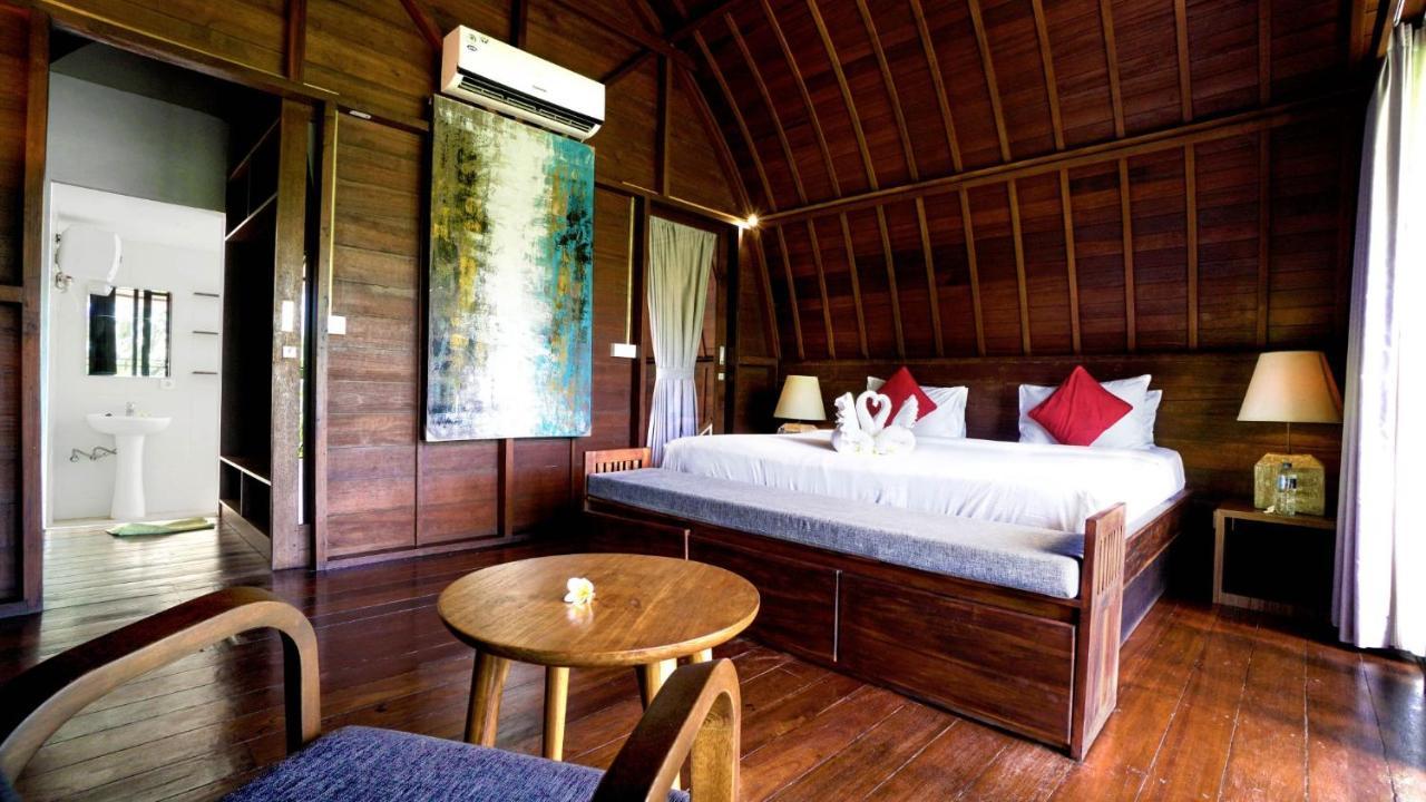 Villa The Lumbung Wood Seminyak (Bali)