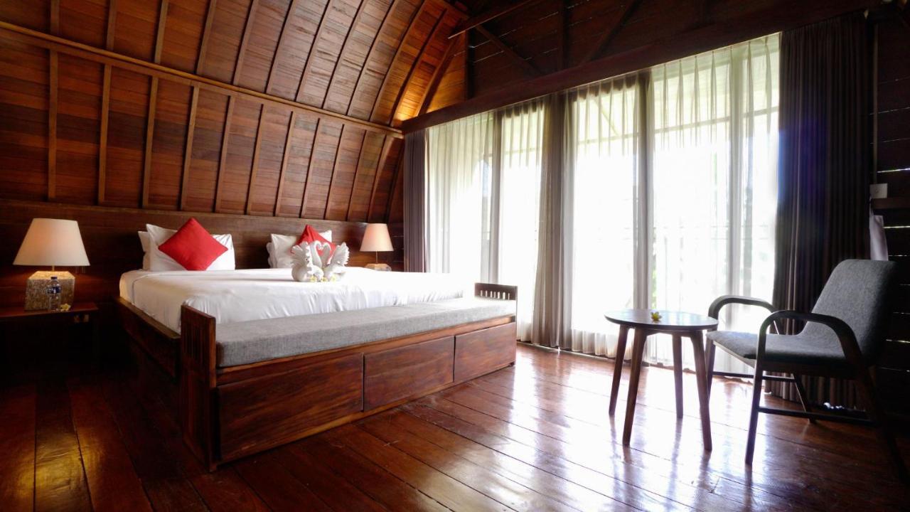 The Lumbung Wood Villa Seminyak (Bali)