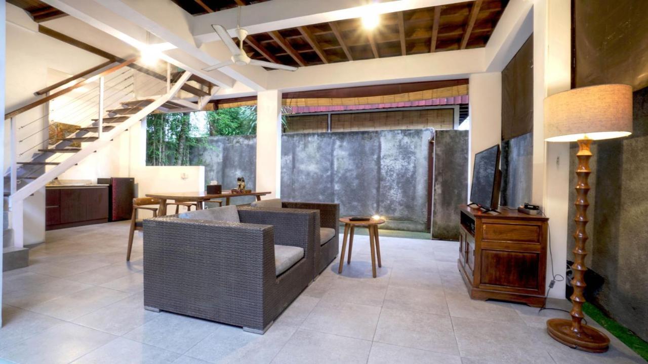 Villa The Lumbung Wood