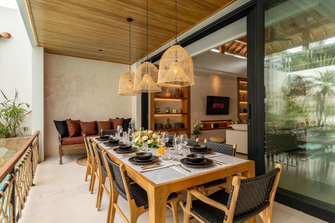 Villa Brand New 5 Bd Luxury 300m To *