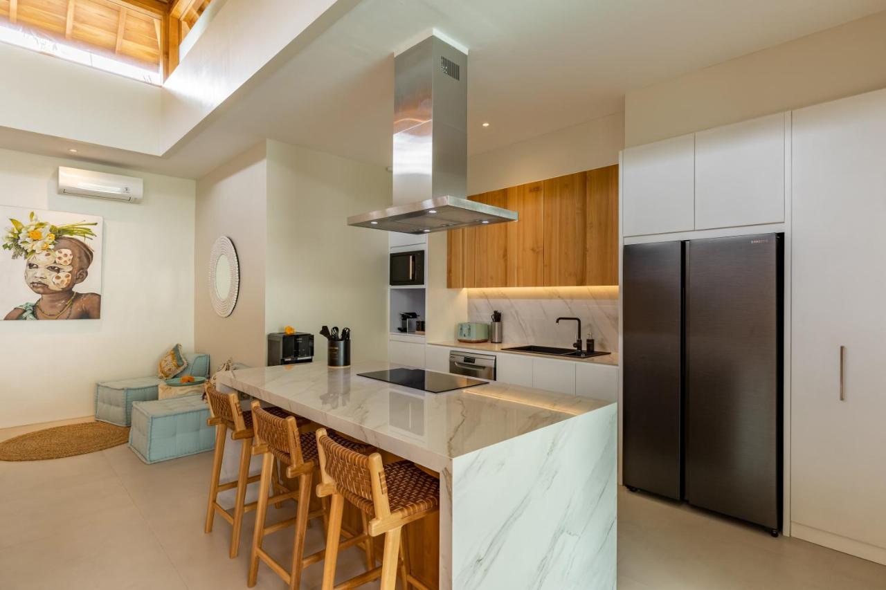 Brand New 5 Bd Luxury 300m To * Seminyak (Bali)