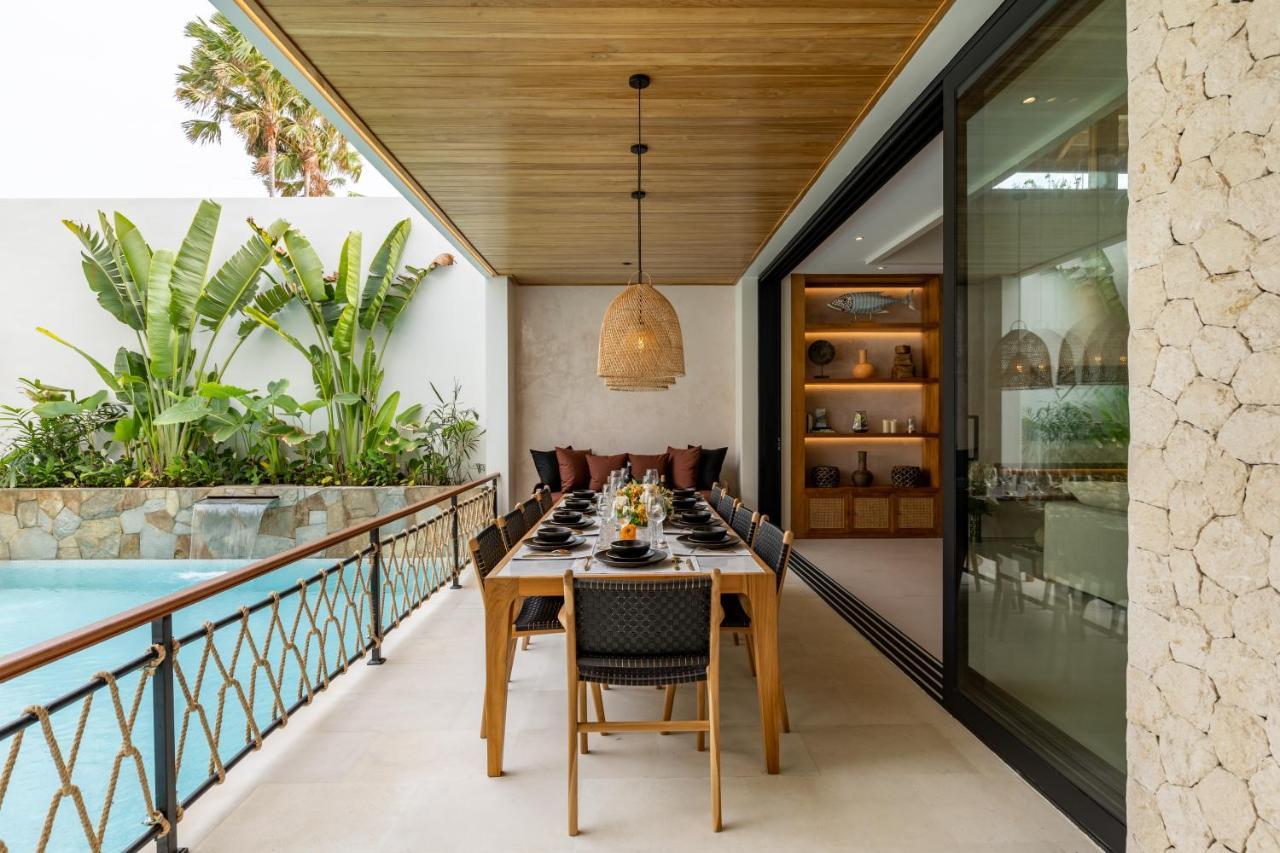 Brand New 5 Bd Luxury 300m To Villa Seminyak (Bali)