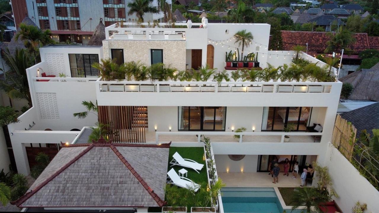 Brand New 5 Bd Luxury 300m To Villa *