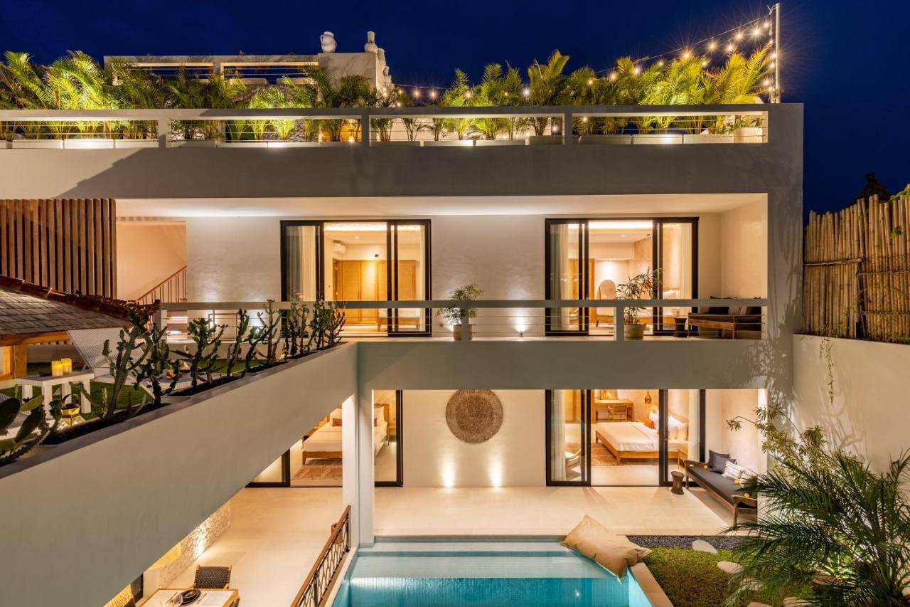 Brand New 5 Bd Luxury 300m To * Seminyak (Bali)