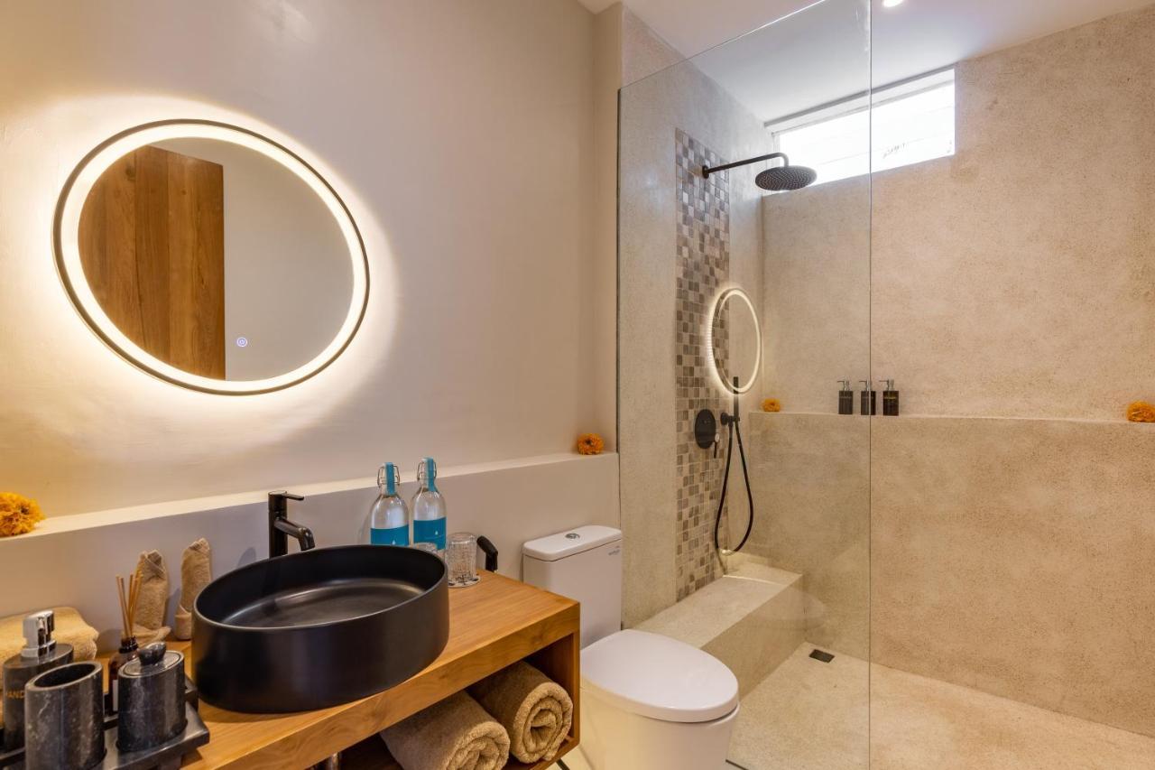 Brand New 5 Bd Luxury 300m To Villa