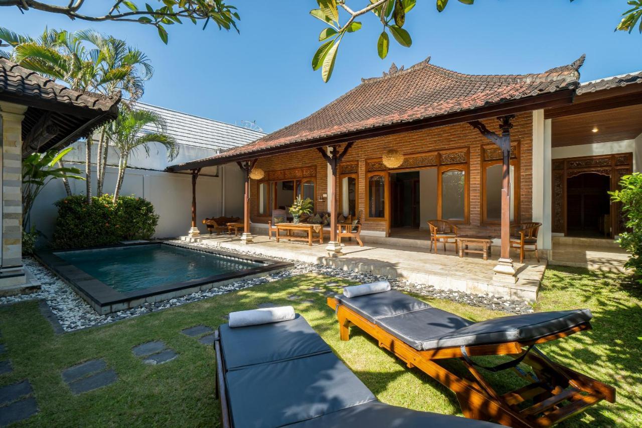 Villa Kori Bali Kubu, 9 People Maximum, Close To *