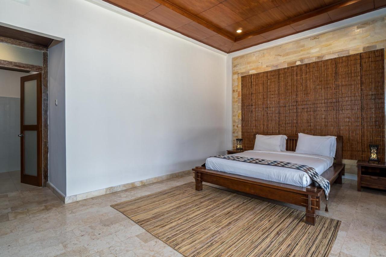 Villa Kori Bali Kubu, 9 People Maximum, Close To *