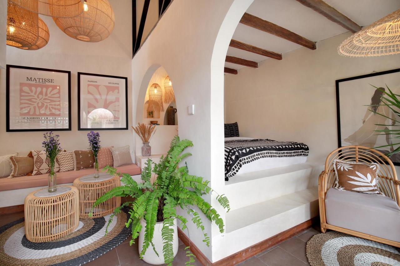 Holiday home 1 With Private Pool Sbb1