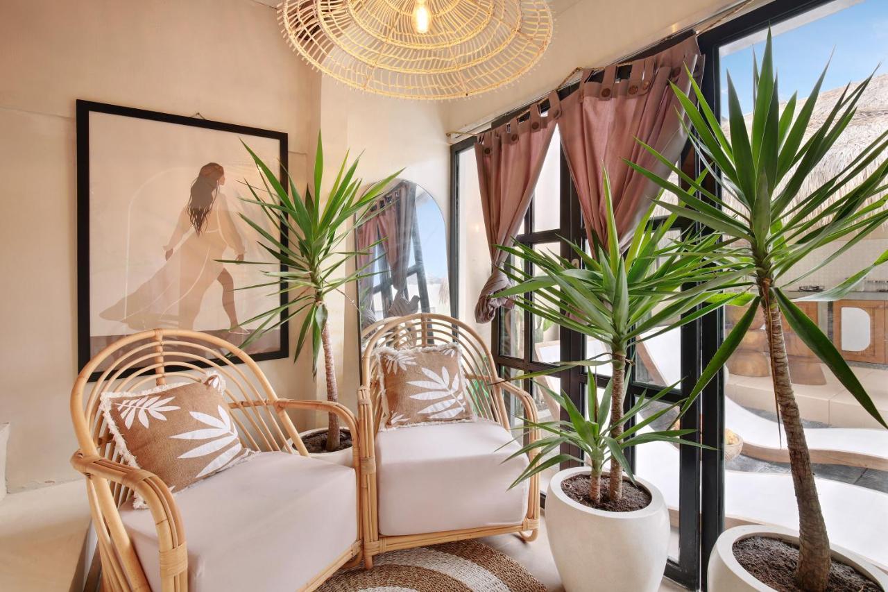 Holiday home 1 With Private Pool Sbb1 *