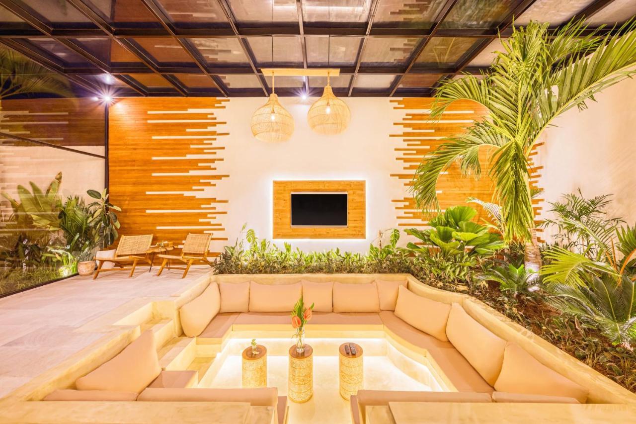 Dublin - Luxury 5 Bdr W Jacuzzi & Pool Vila *