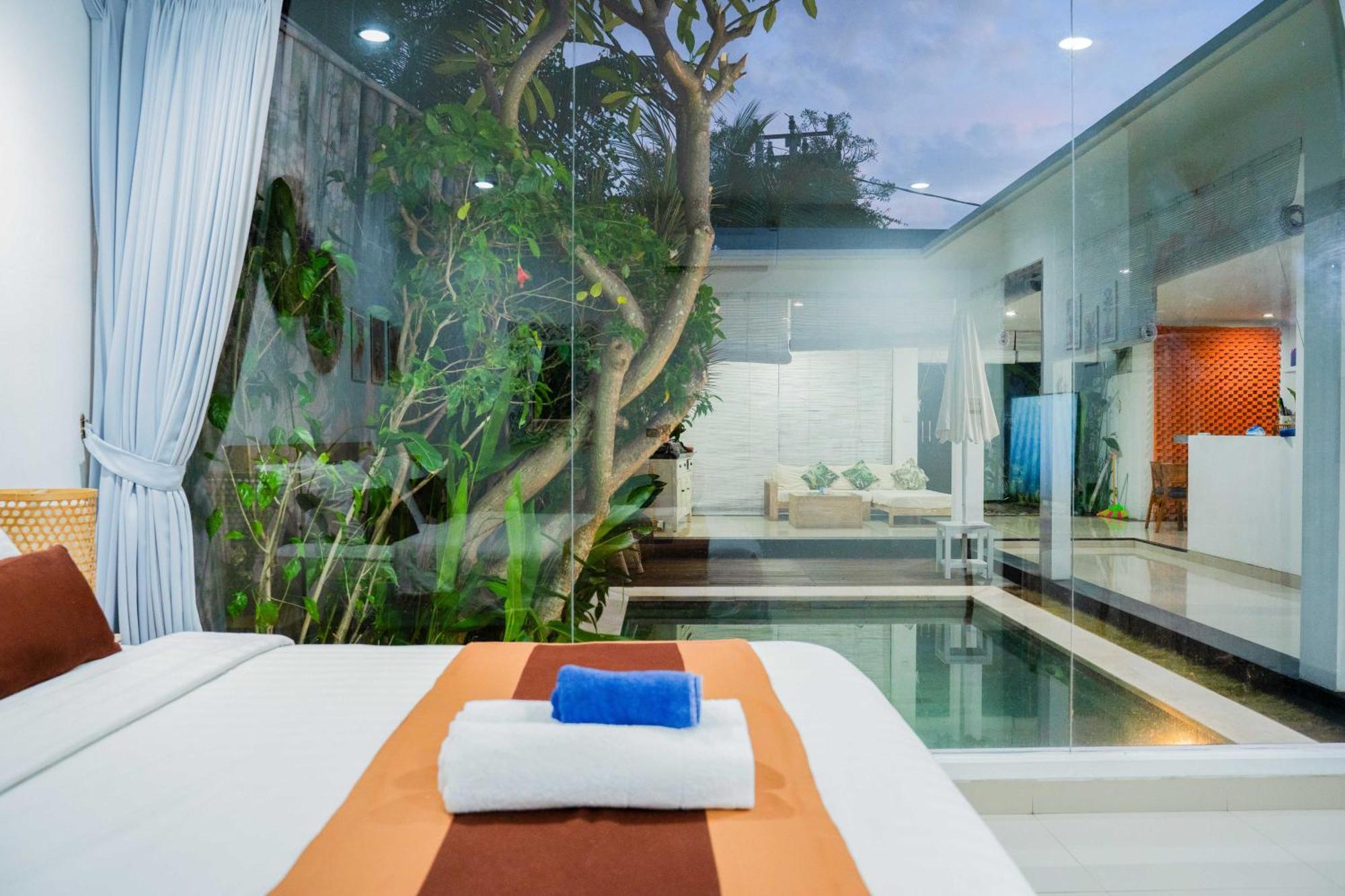 Biệt thự Massive 3 Bedroom In Heart Of