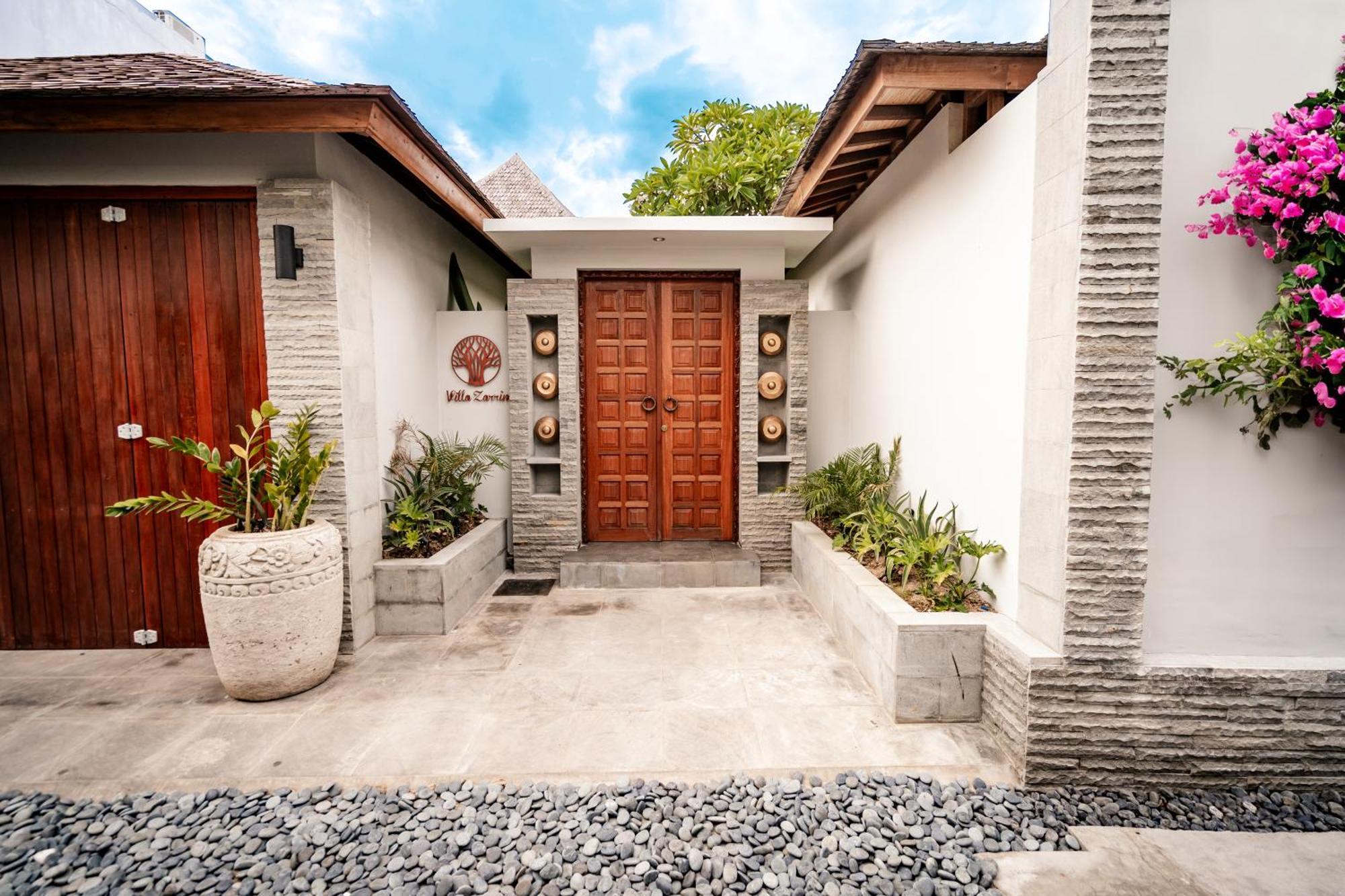 Villa Zarrin Bali Luxury 3 Bedroom *