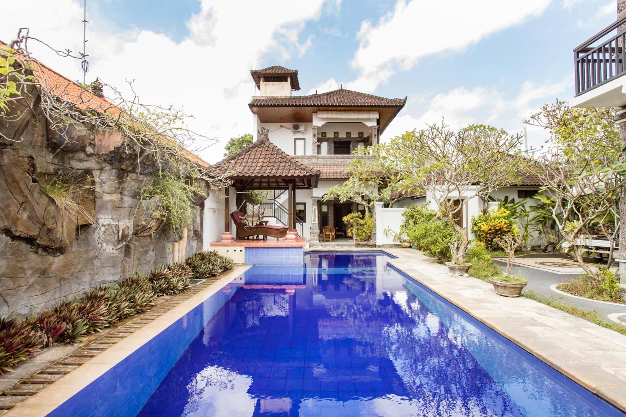 Guest house Rumah Akira Seminyak (Bali)