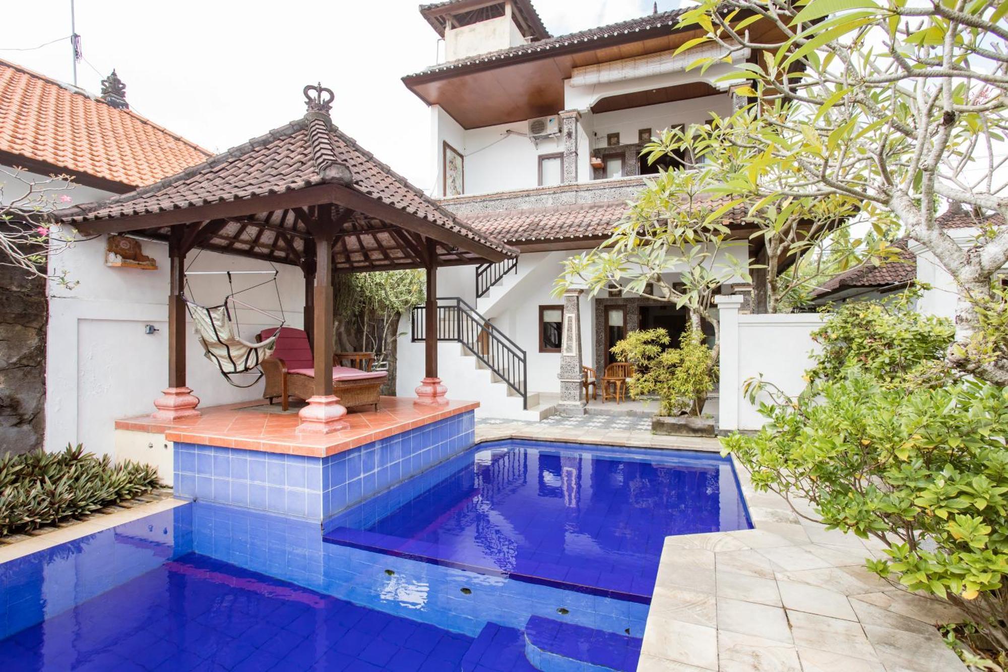 Rumah Akira Guest house