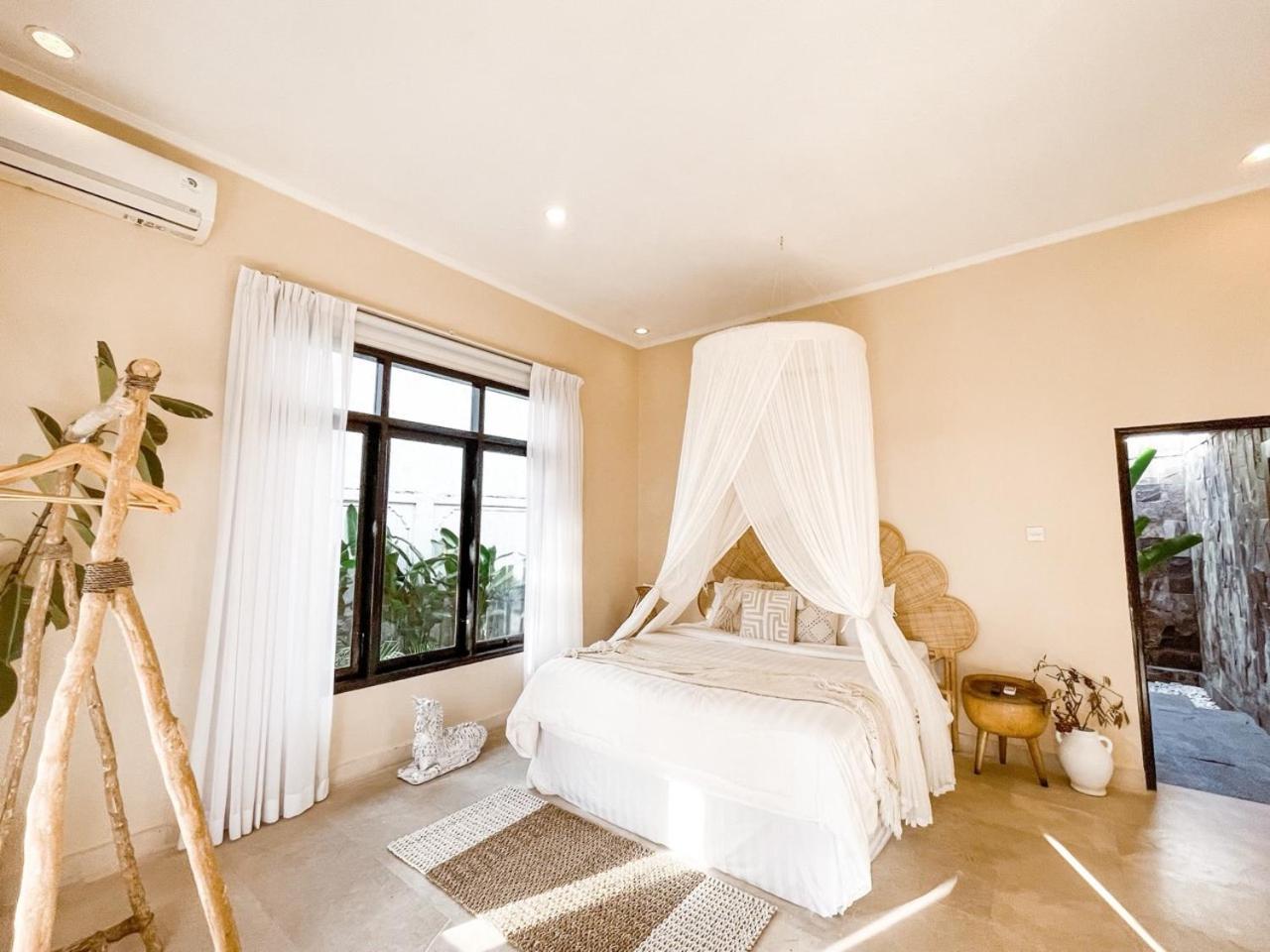 Damai Oasis In The Heart Of Villa Seminyak (Bali)