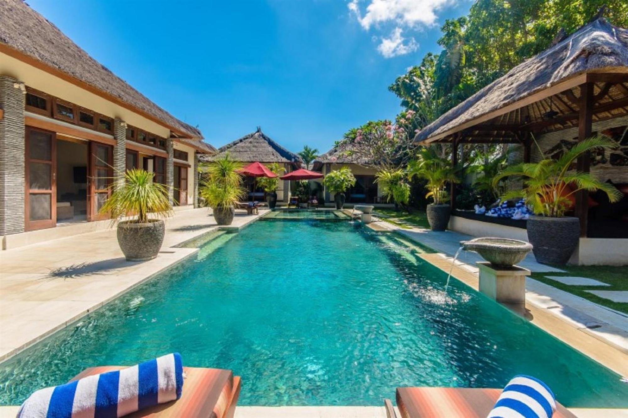 Luxury Antan Seminyak (Bali)