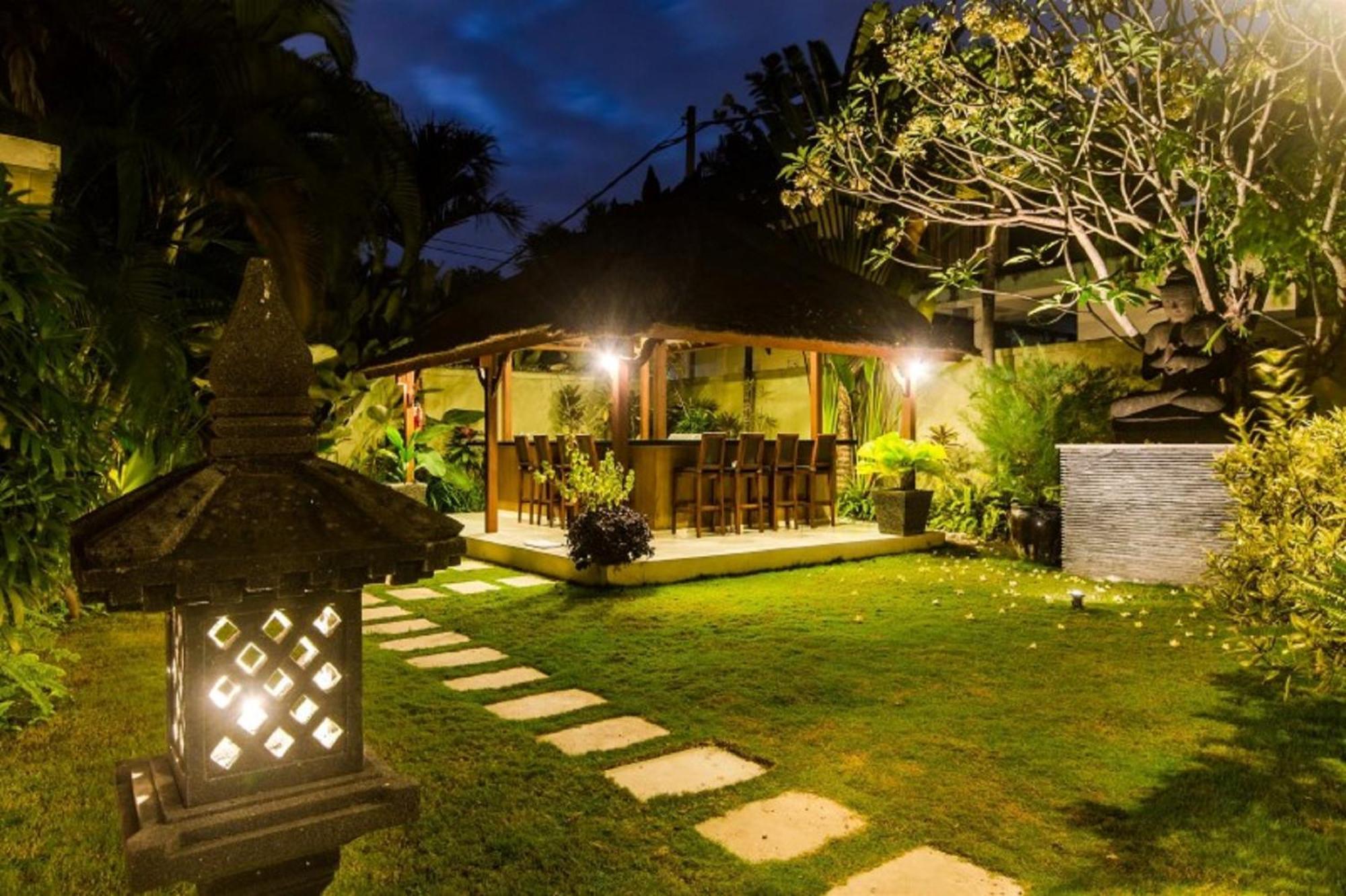 Luxury Antan Seminyak (Bali)
