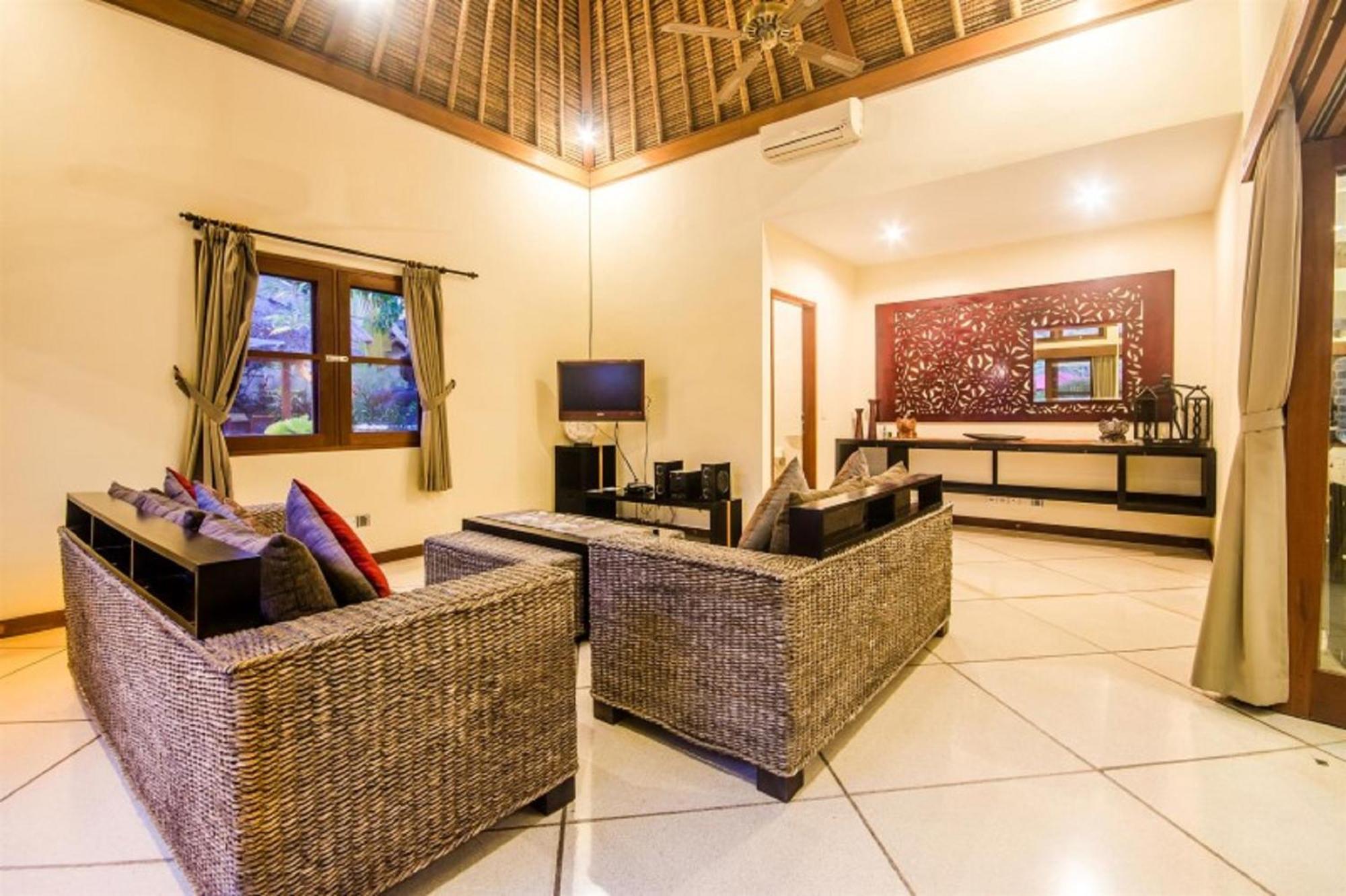 Luxury Antan Seminyak (Bali)