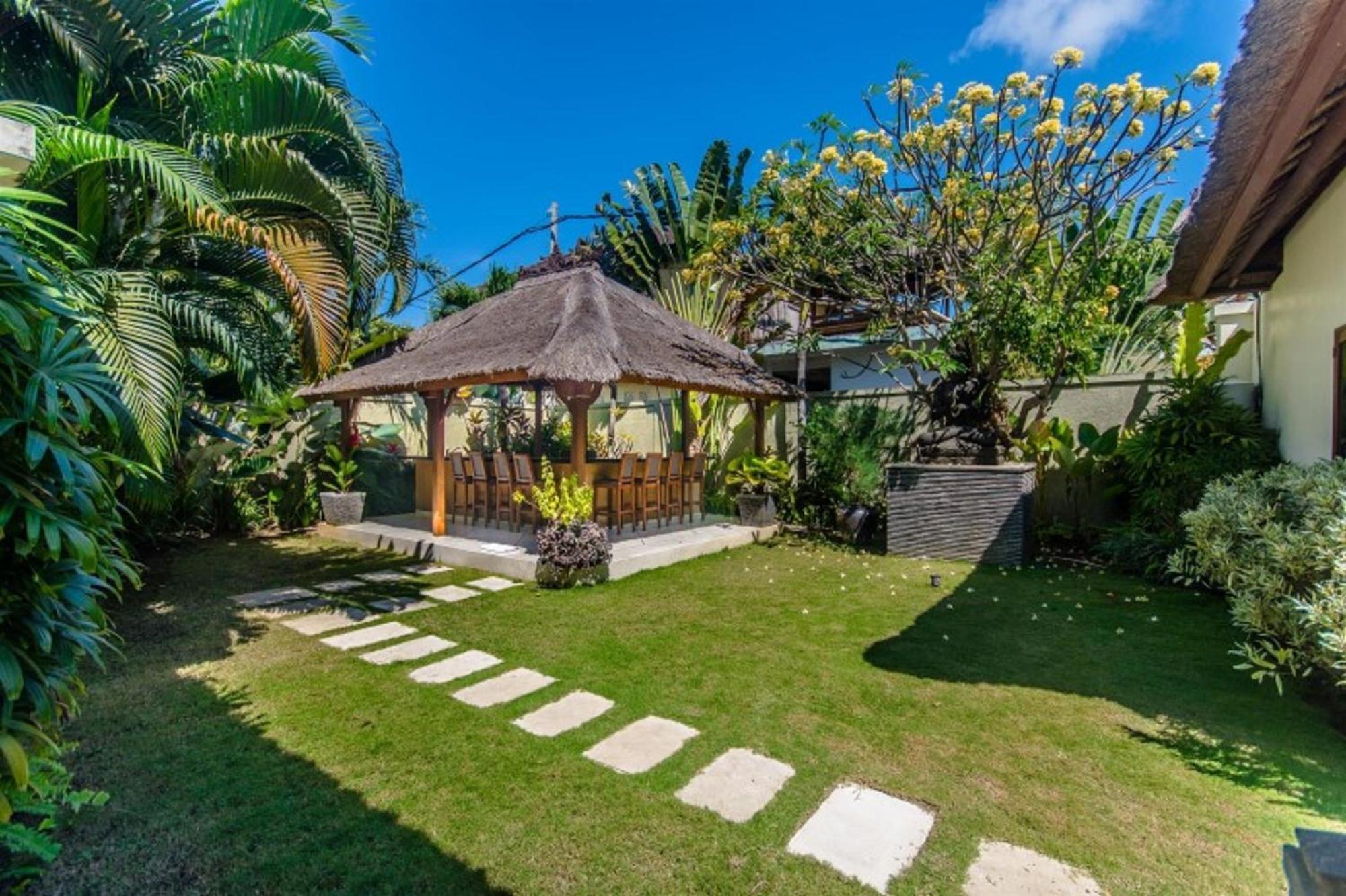 Luxury Antan Villa Seminyak (Bali)