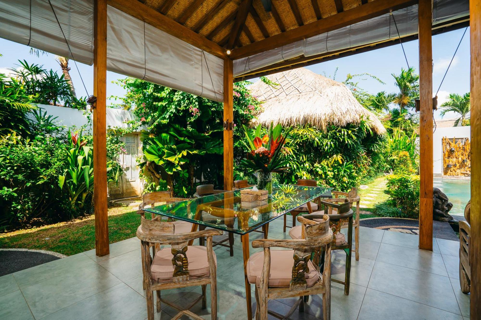 Pousada Niri - Beautiful 4br Teak Joglo In Oberoi Seminyak, A Tranquil Retreat Seminyak