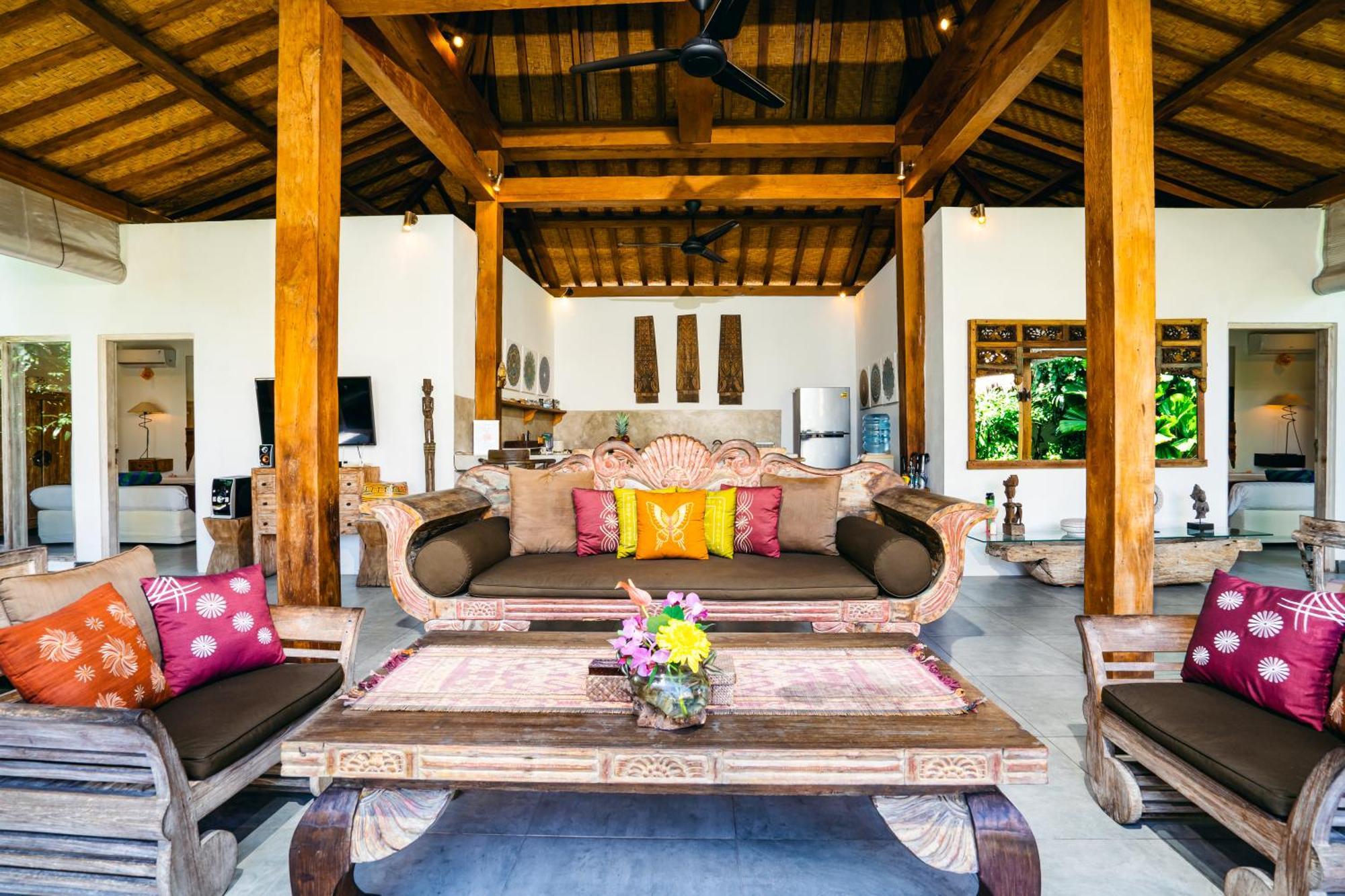 Niri - Beautiful 4br Teak Joglo In Oberoi Seminyak, A Tranquil Retreat Seminyak