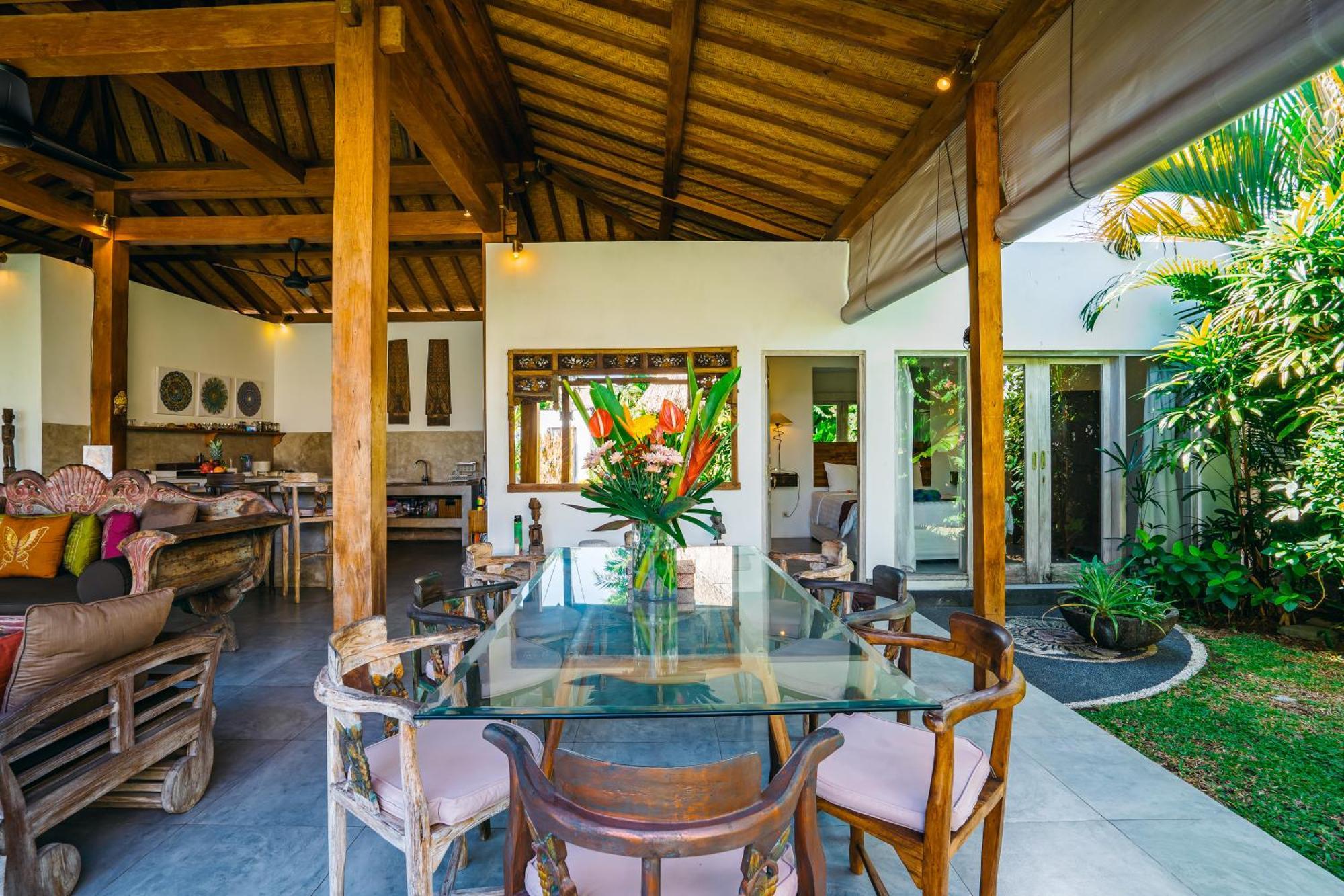 Pousada Niri - Beautiful 4br Teak Joglo In Oberoi Seminyak, A Tranquil Retreat Seminyak