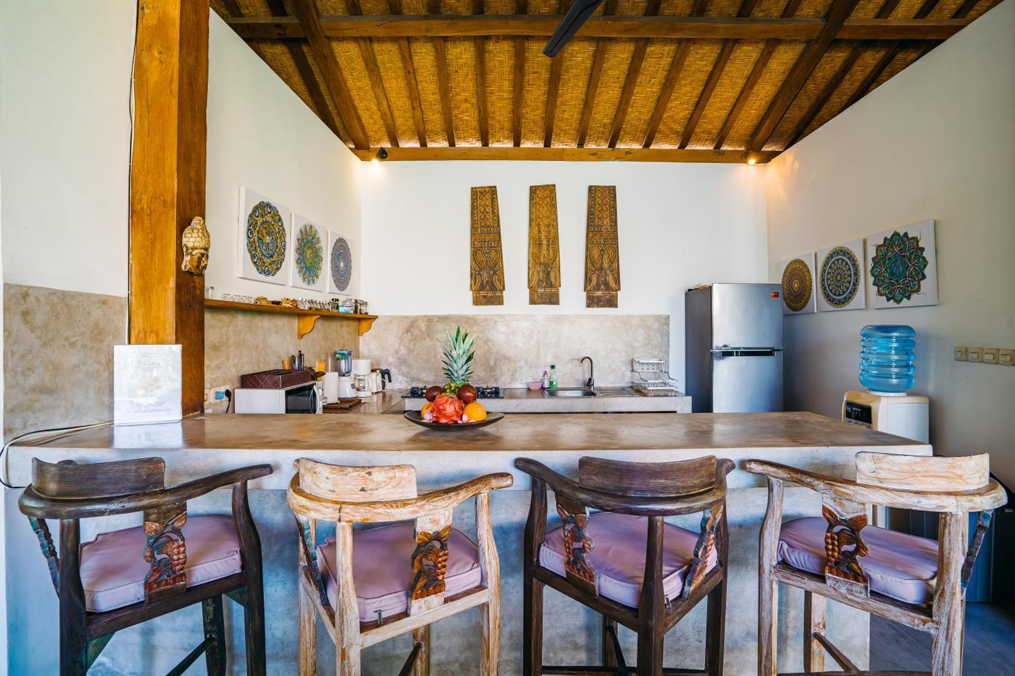 Niri - Beautiful 4br Teak Joglo In Oberoi Seminyak, A Tranquil Retreat * Seminyak
