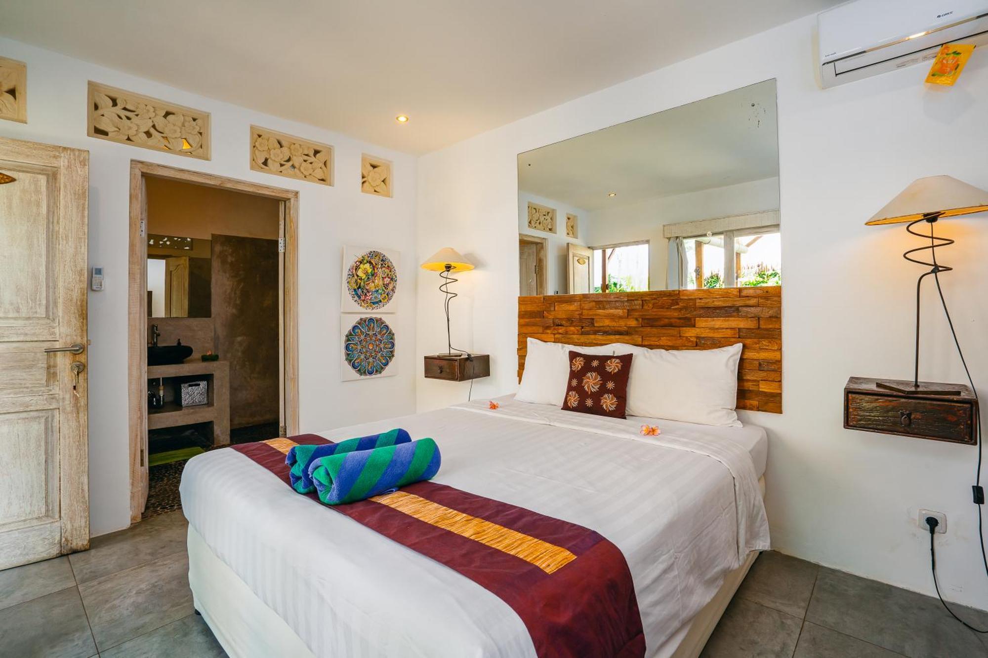 Niri - Beautiful 4br Teak Joglo In Oberoi Seminyak, A Tranquil Retreat Pousada *