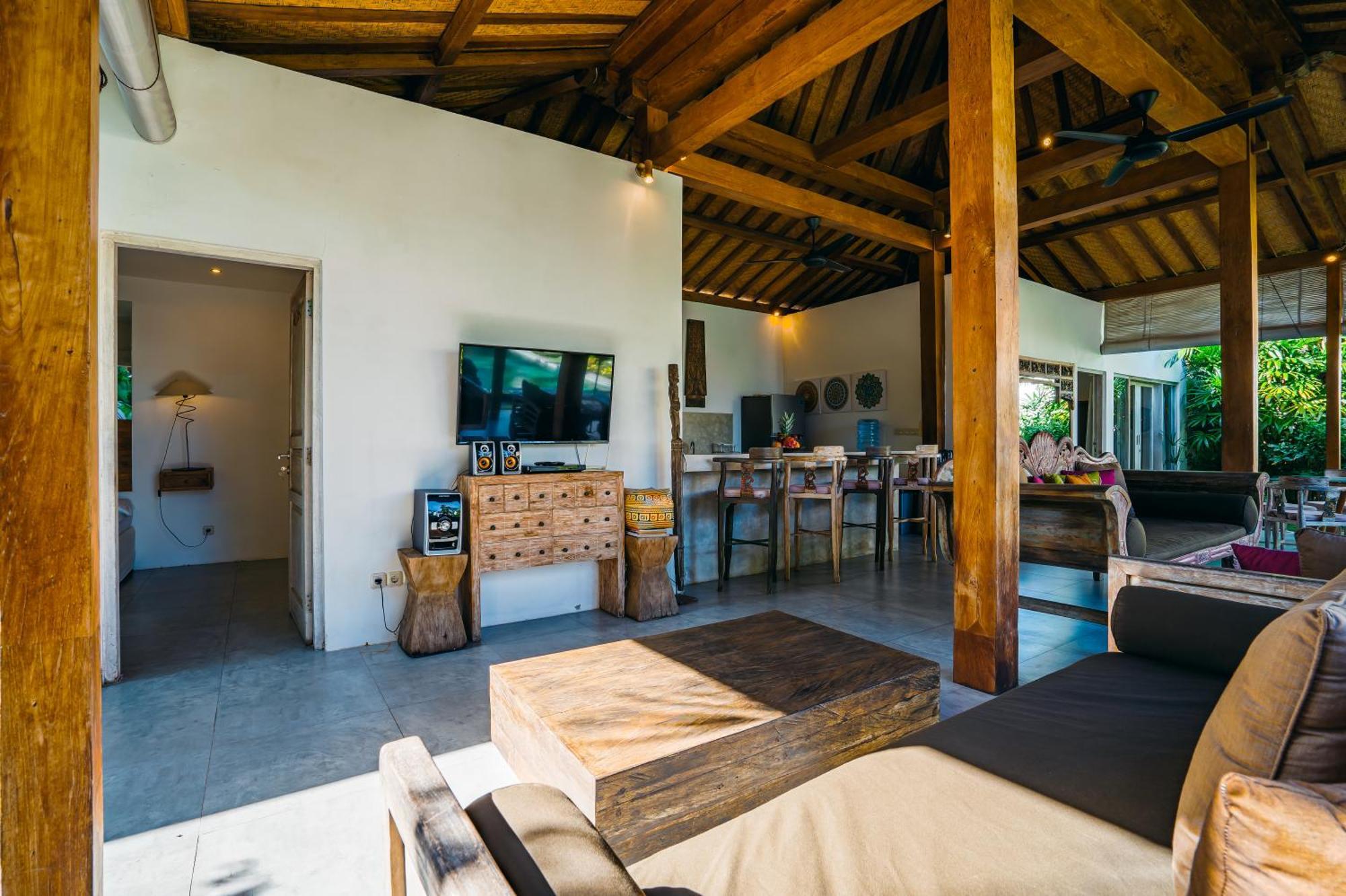 Pousada Niri - Beautiful 4br Teak Joglo In Oberoi Seminyak, A Tranquil Retreat Seminyak